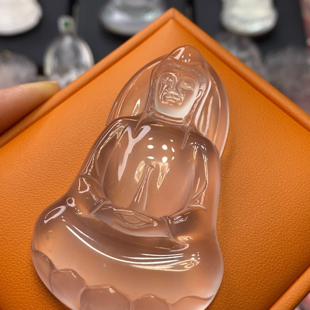 吕***炫石英质玉未镶嵌吊坠