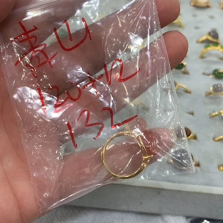 和田玉银S925镶嵌耳饰青****云