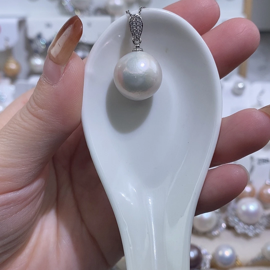 淡水珍珠吊坠(赠链)未镶嵌w14.8