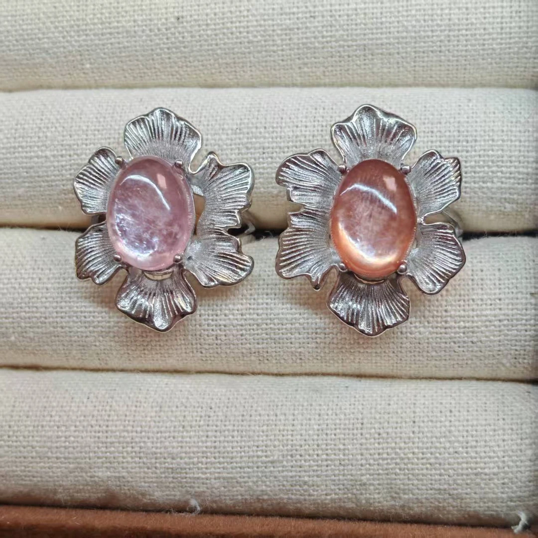 钛钢戒指 温婉造型大花朵粉锂云母戒指 手工复古重工 多样性发货