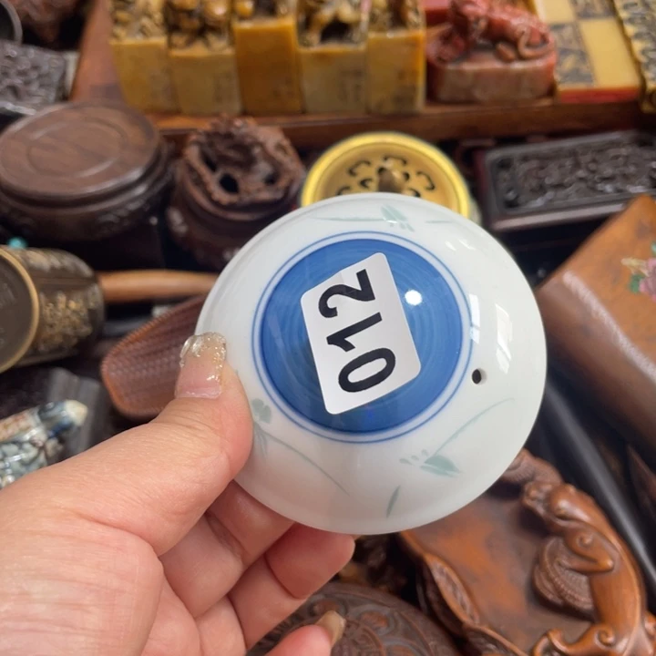 和***同陶瓷陶瓷艺术家的