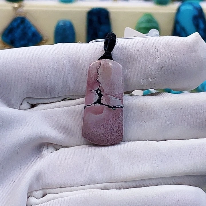 绿松石未镶嵌挂件