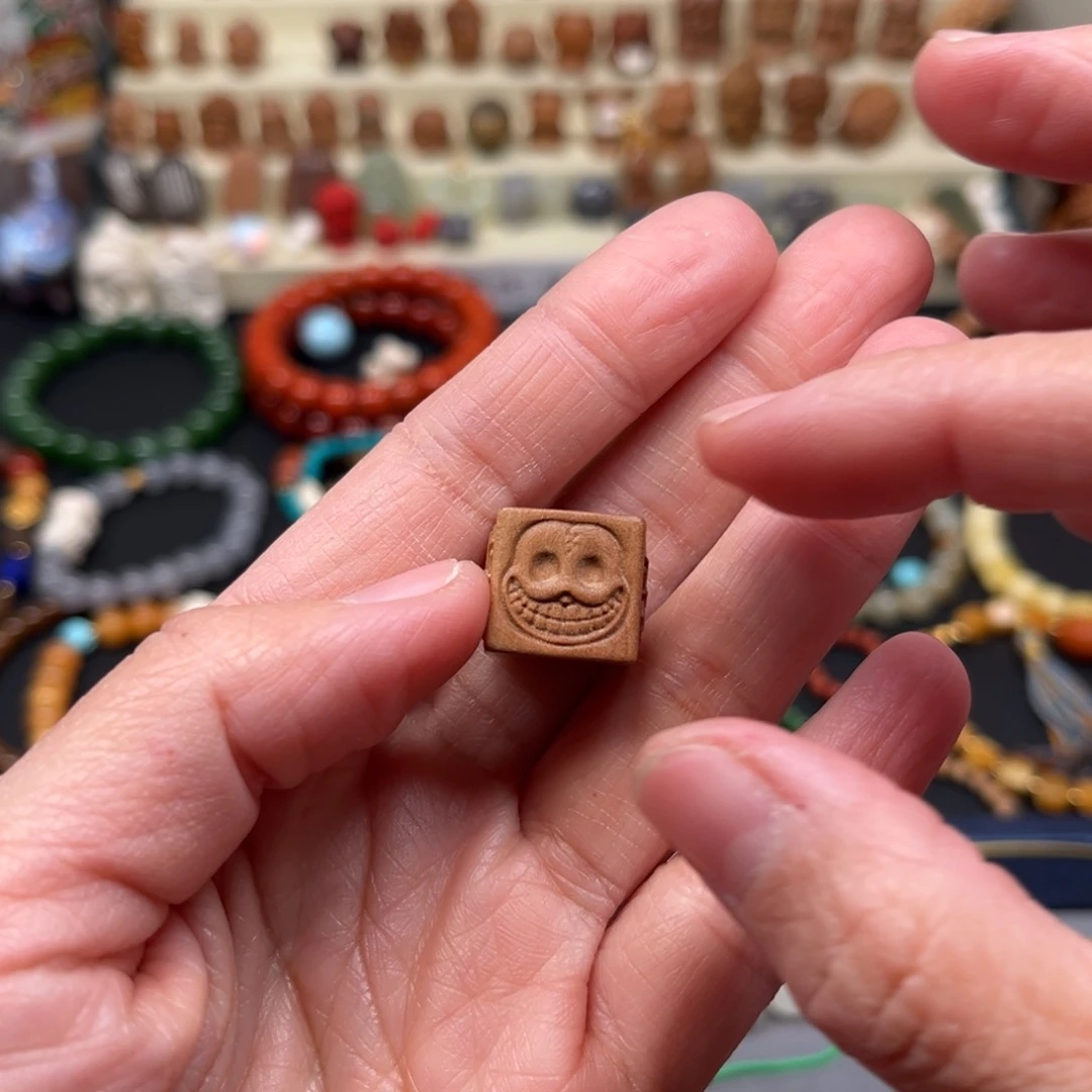 檀香木把件玉*单个把件