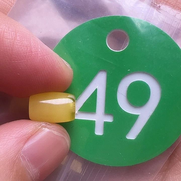 裸石蜜蜡未镶嵌梵****?6m m