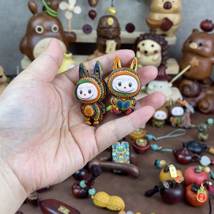 彩虹木布布挂件2只