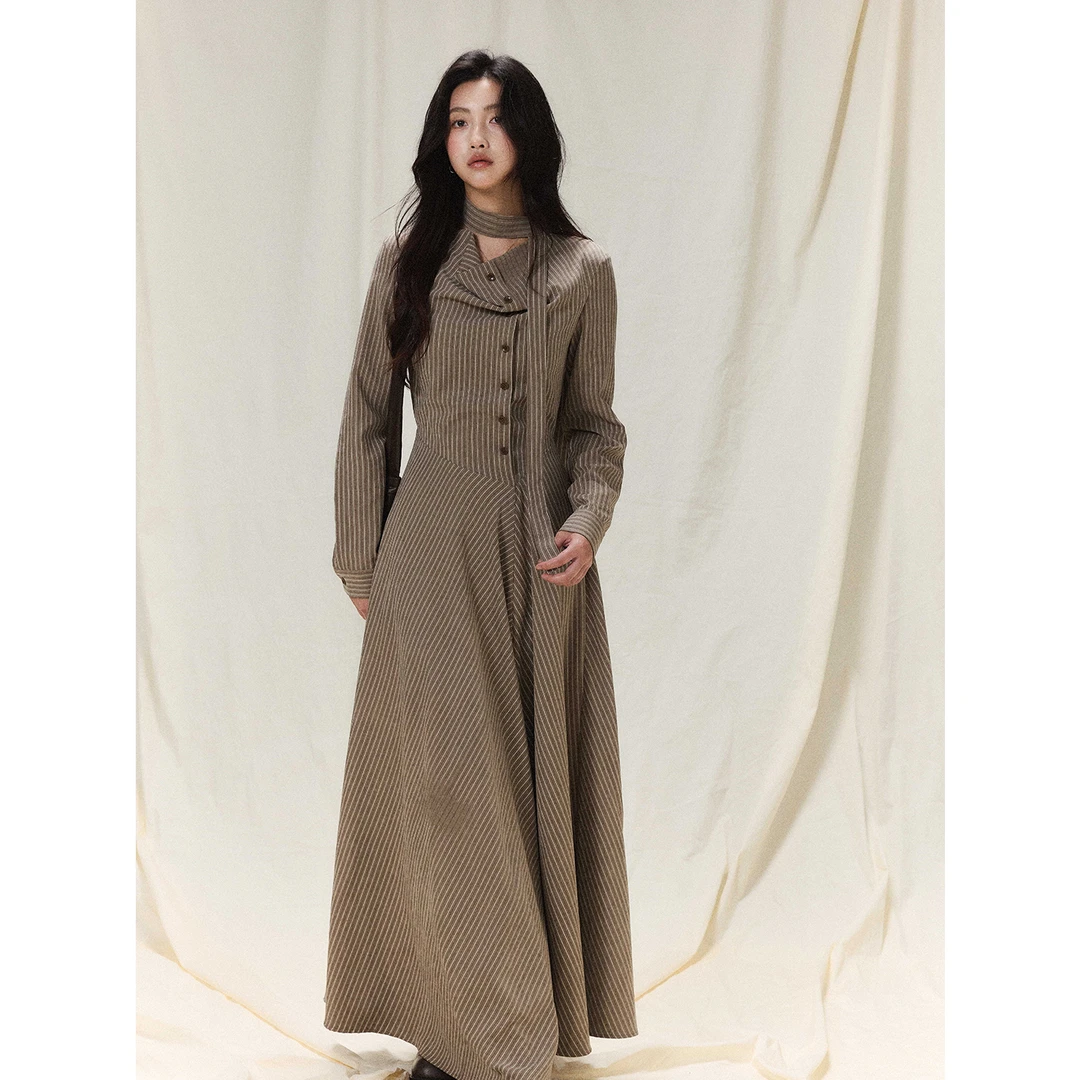 贰羊设计【竹姿】高智感荡领条纹连衣裙女正肩长袖修身显瘦大摆裙