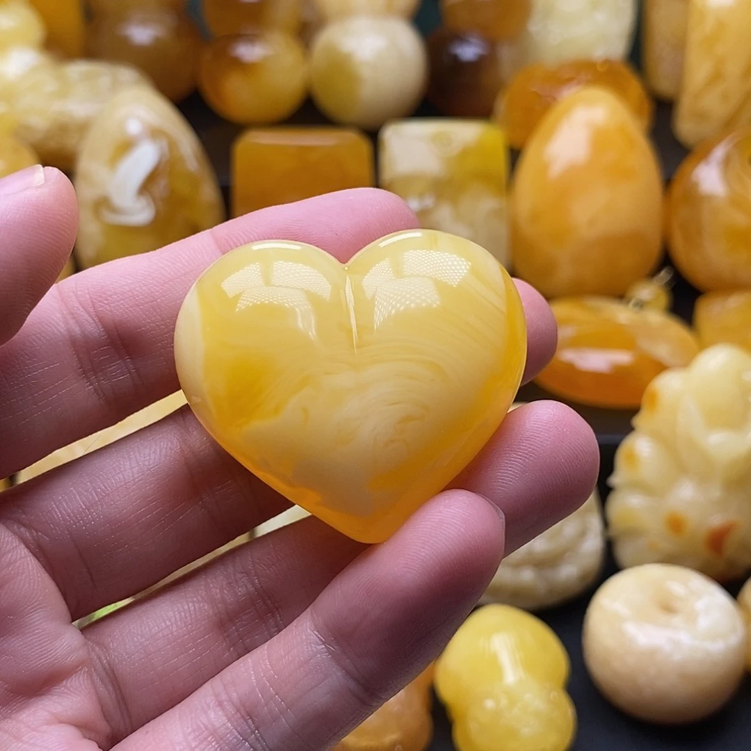 琥珀颈饰未镶嵌琥珀蜜蜡吊坠