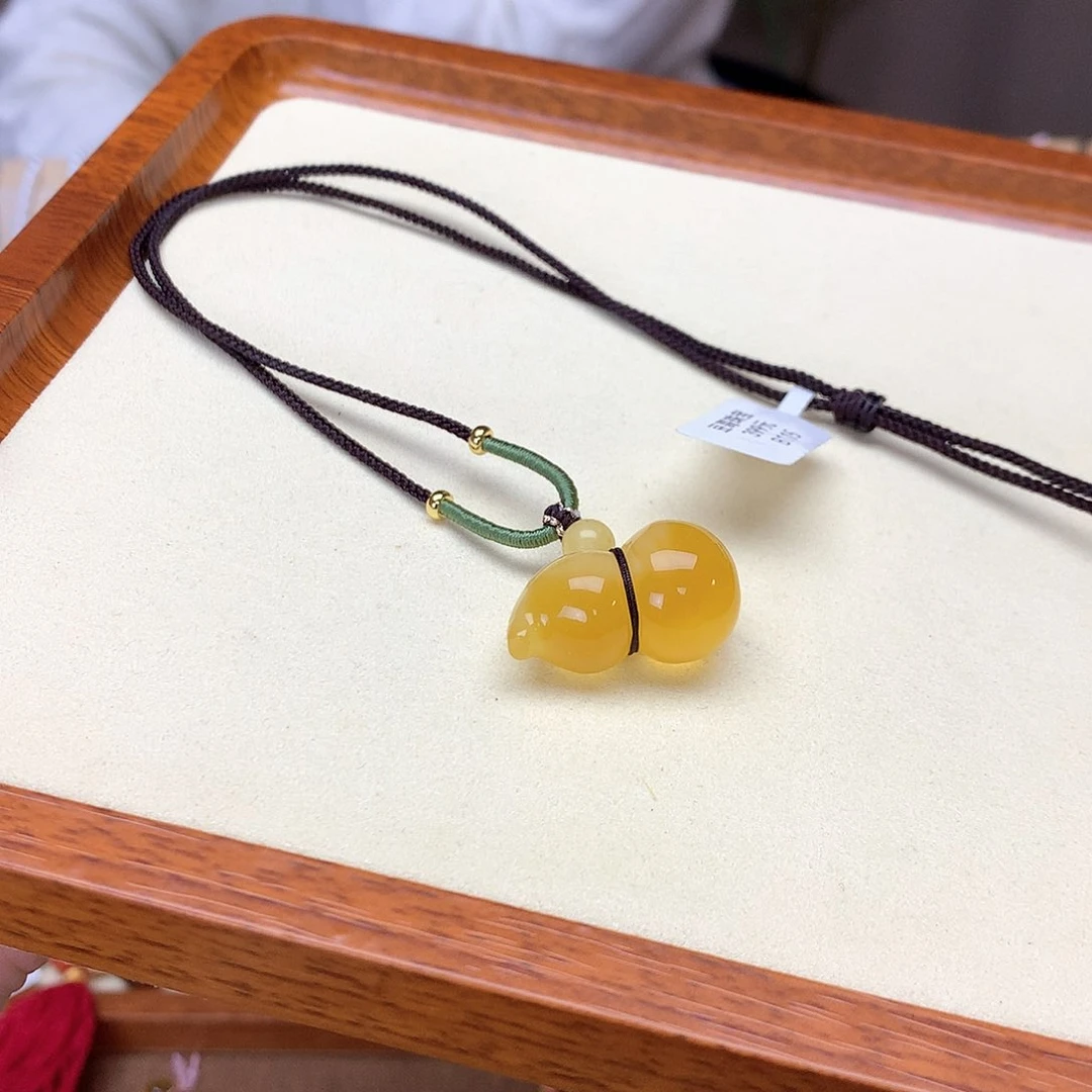 琥珀吊坠(不含链)未镶嵌