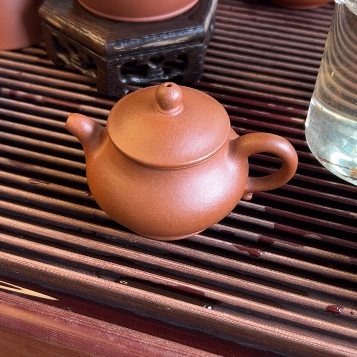 茶案紫砂红降坡小潘壶100cc