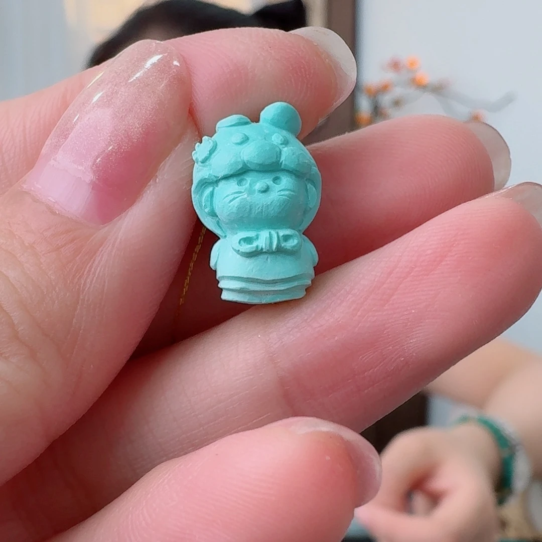 ****糖未镶嵌绿松石珠宝奇石