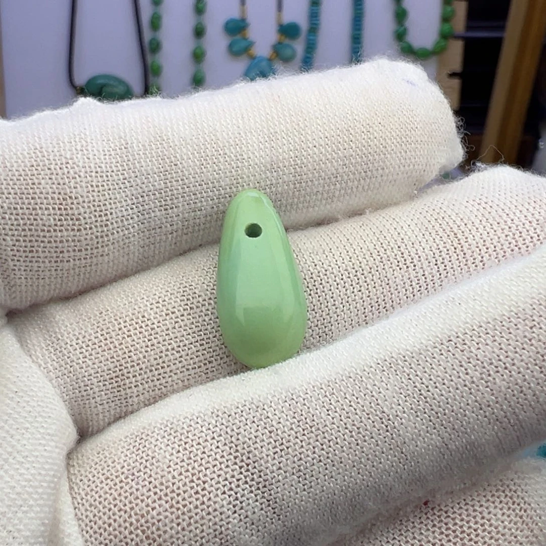 菜籽绿象牙吊坠8.5mm兰