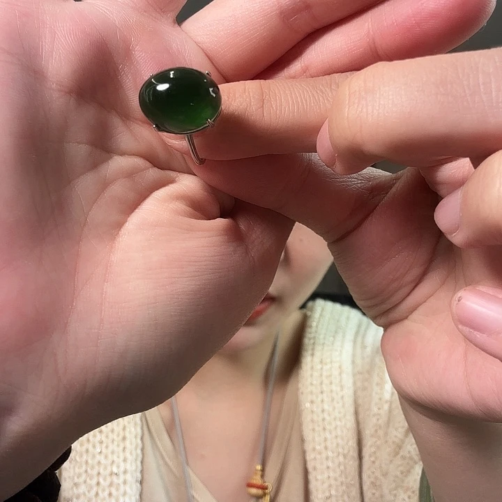 ど****蛇纹石玉未镶嵌颈饰