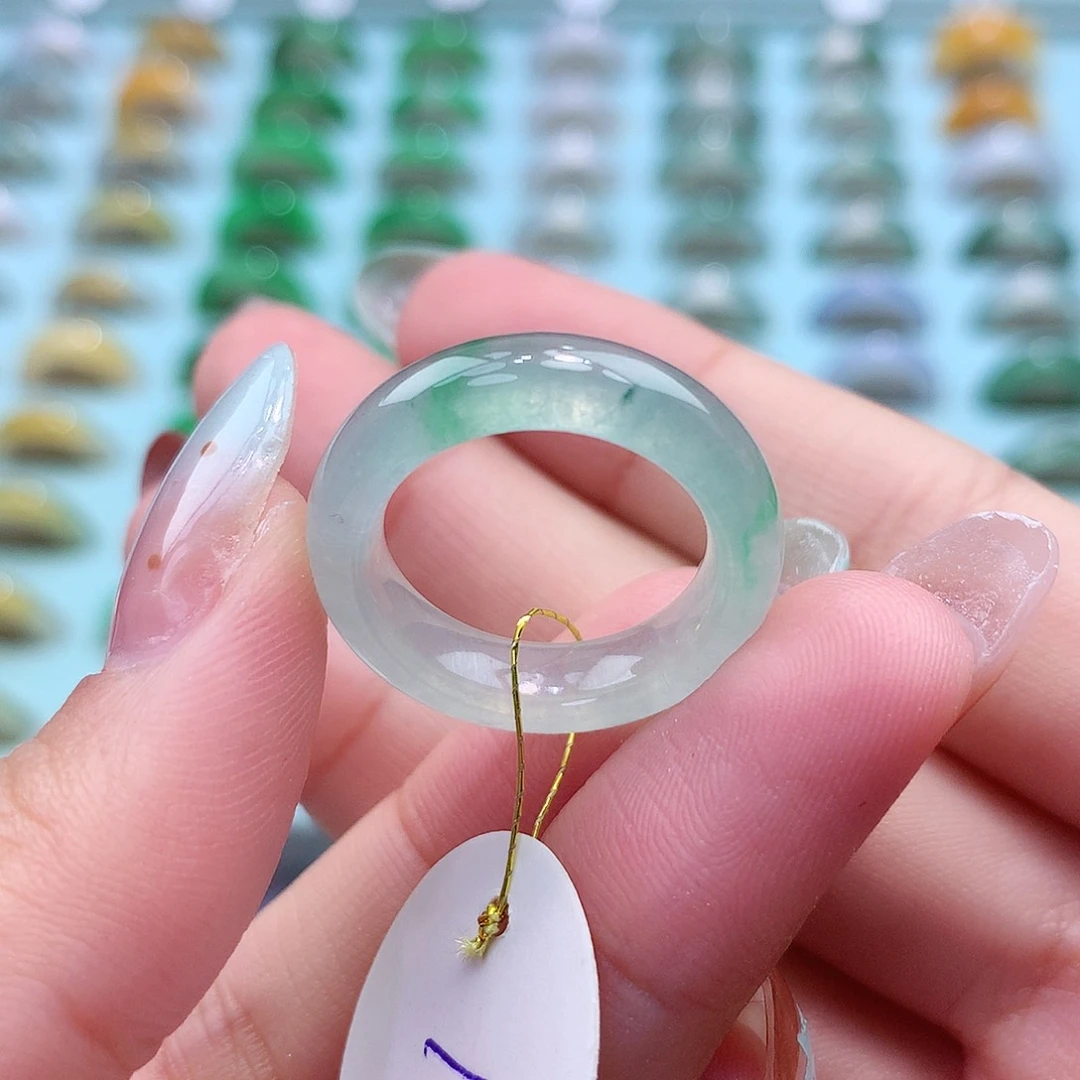 未镶嵌戒指翡翠13圈