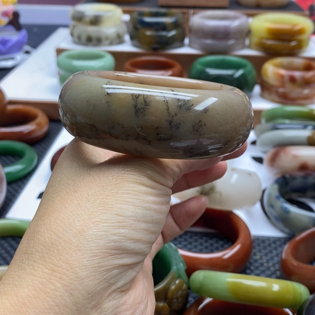 石英质玉手镯未镶嵌用****2