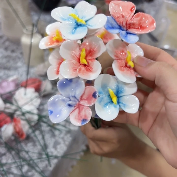一朵满20元发货爱退款的拉黑