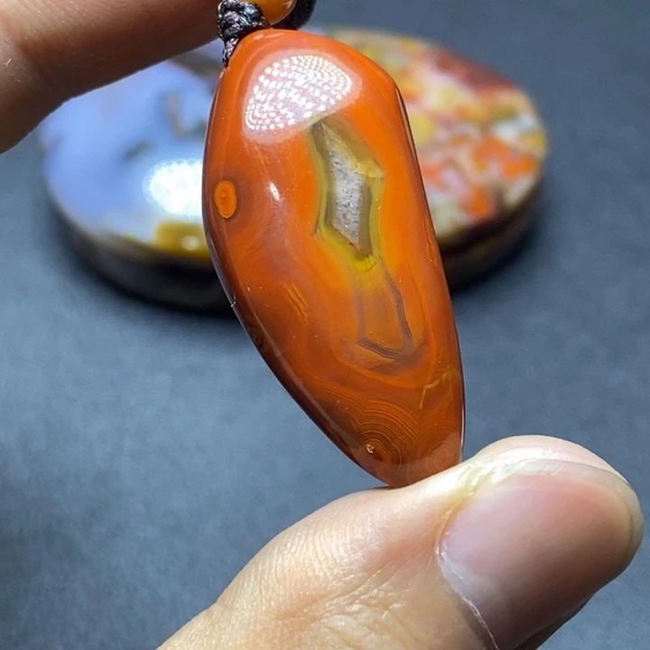 玛瑙/玉髓颈饰未镶嵌犇*乖