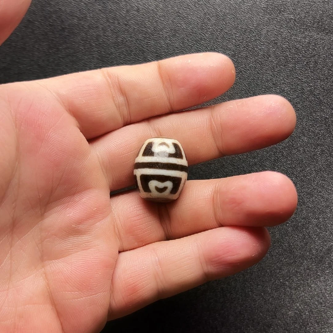 玛瑙/玉髓颈饰未镶嵌西**仔