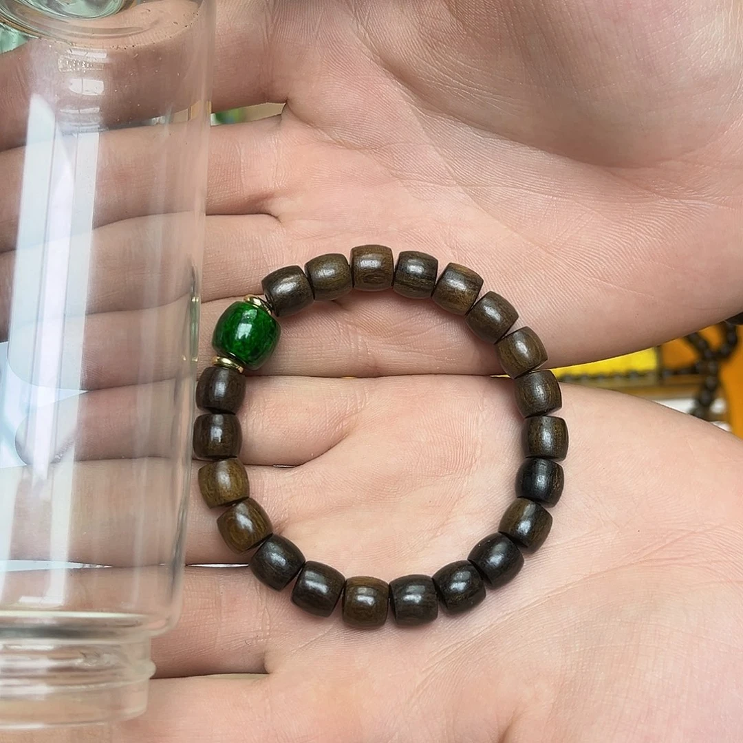 大叶紫檀（黑酸枝木类）