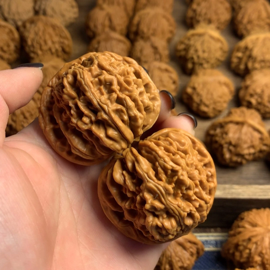 【闪购商品】文玩核桃吊坠秋***?悍高楼