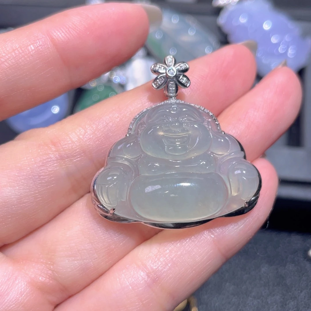 颈饰18K金镶嵌翡翠翡翠