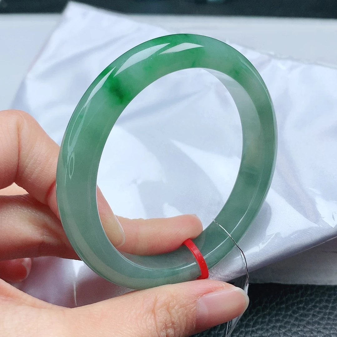 翡翠手镯未镶嵌56➕圈