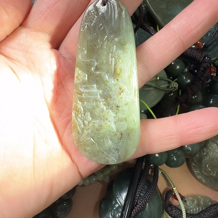 和田玉未镶嵌颈饰