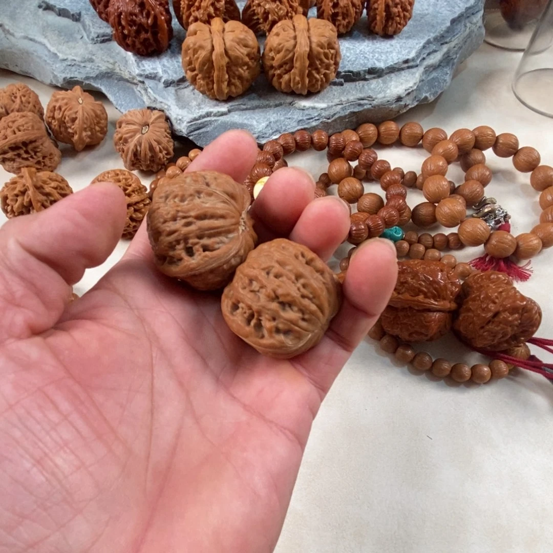 花***散猴头核桃吊坠40铁锤