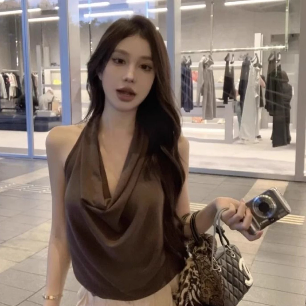 辣妹风荡领挂脖扭绳设计露背吊带女夏季外穿高级感上衣