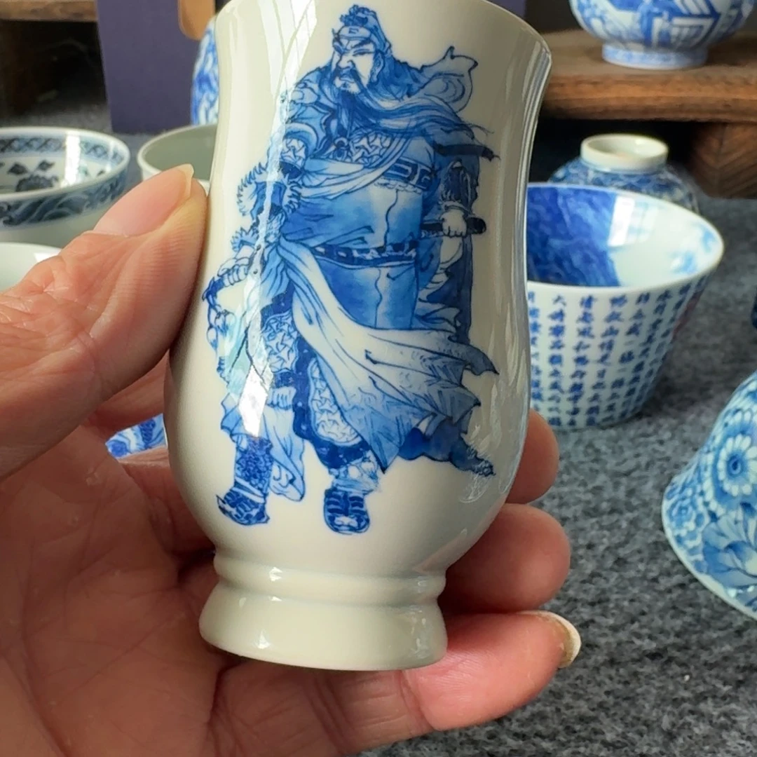 此***明现代景德镇陶瓷手绘茶具