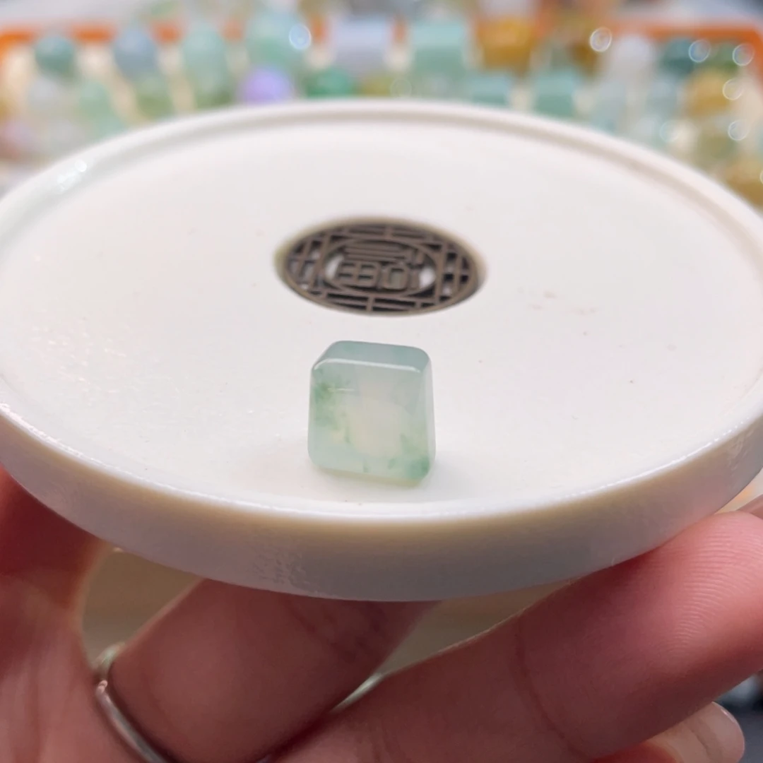 未镶嵌定制翡翠天然缅甸翡翠a货冰飘花随形方糖