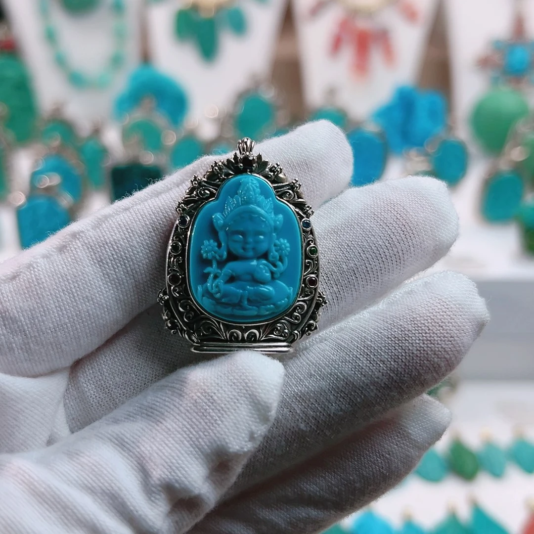 绿松石颈饰未镶嵌