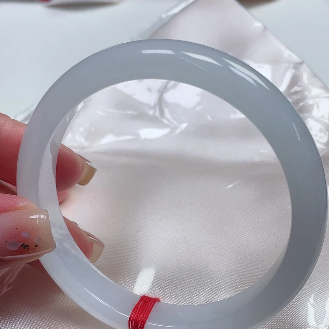 翡翠手镯未镶嵌缅甸翡翠