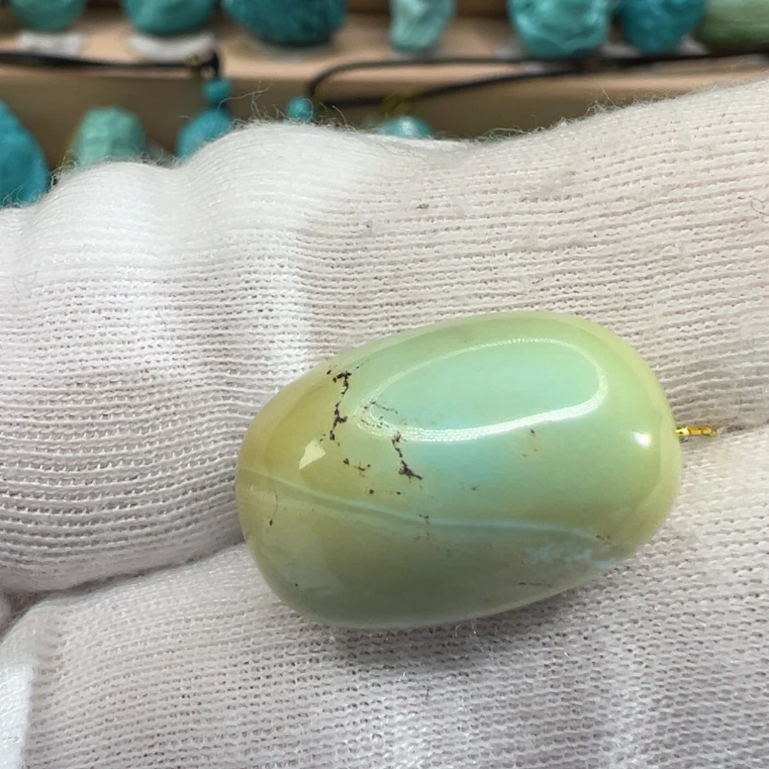 绿松石配饰未镶嵌