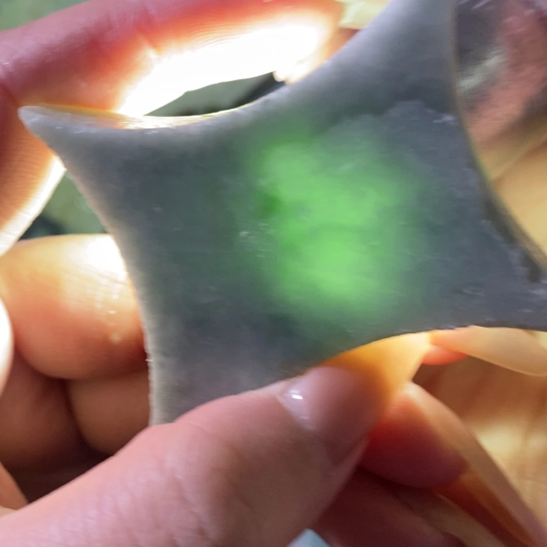 颈饰未镶嵌翡翠天然翡翠