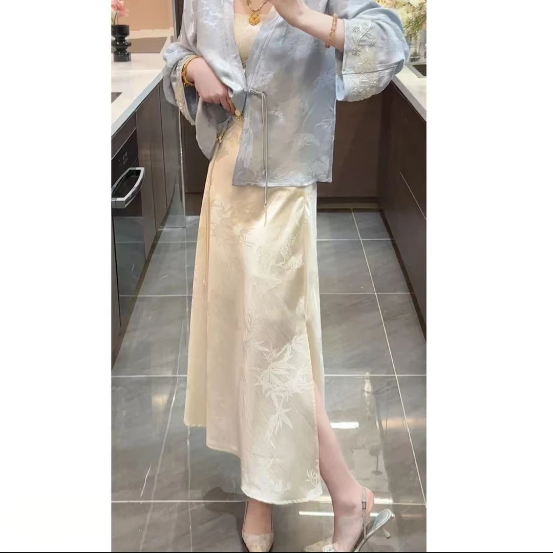 新中式提花半身裙女轻国风提花缎面开叉半裙高腰直筒一步长裙春夏