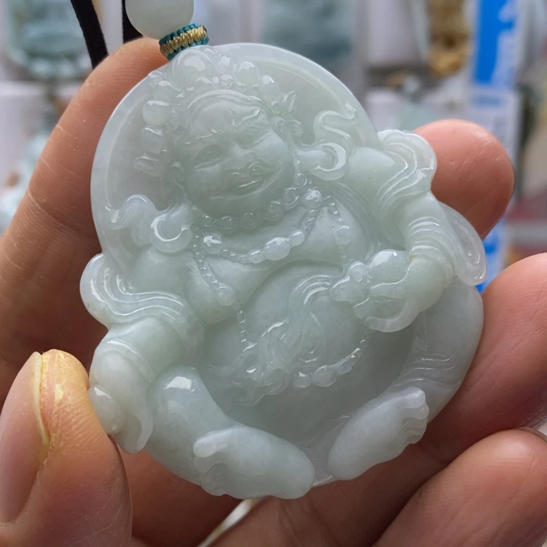 翡翠颈饰未镶嵌财哥