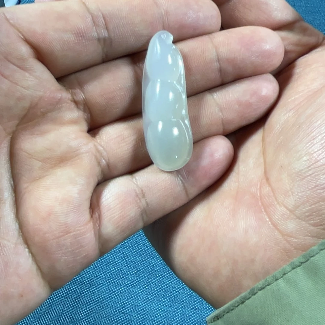 未镶嵌和田玉（糖玉）挂件