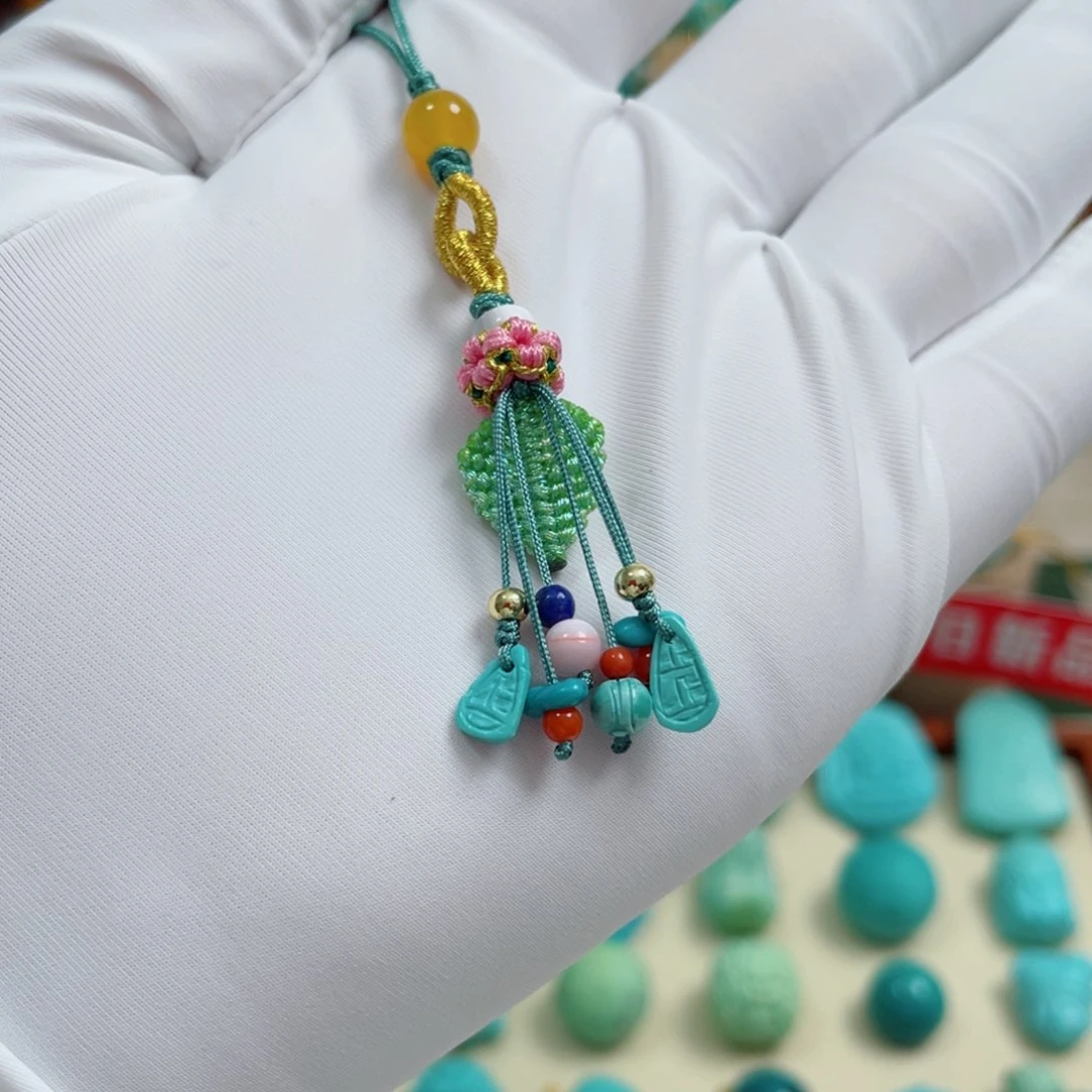 未镶嵌绿松石珠宝奇石