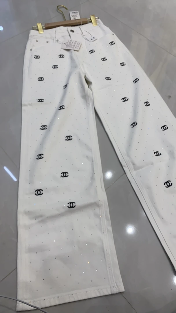 [九月臻品]032带钻白色牛仔