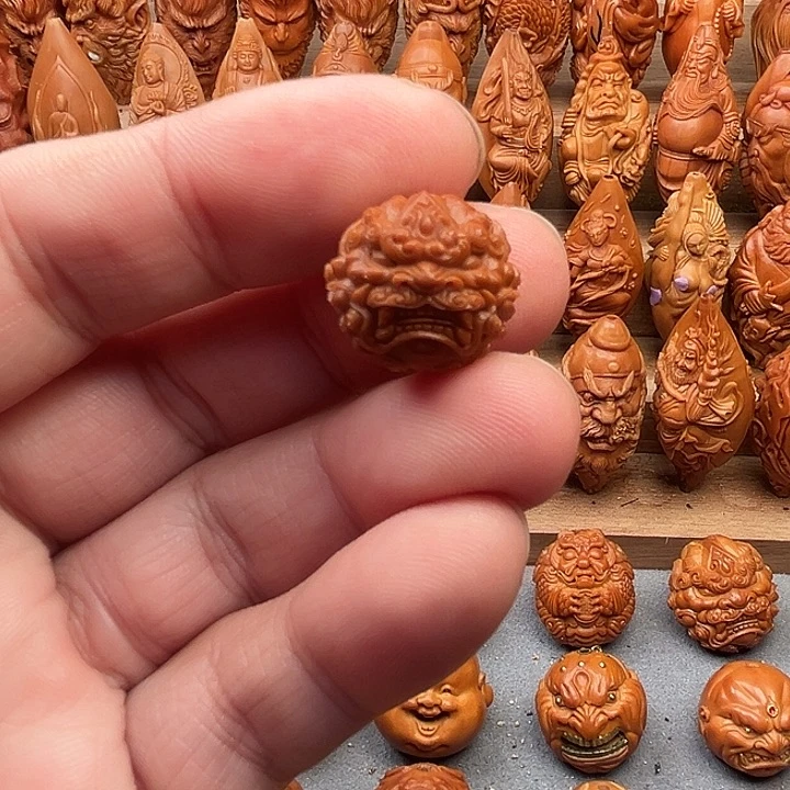 吊坠橄榄核18唐狮三通