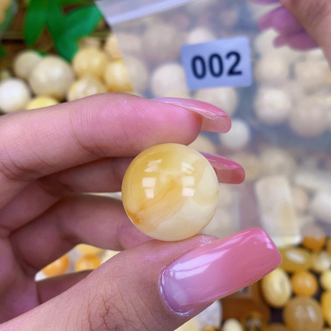 未镶嵌琥珀珠宝奇石18.8 粉