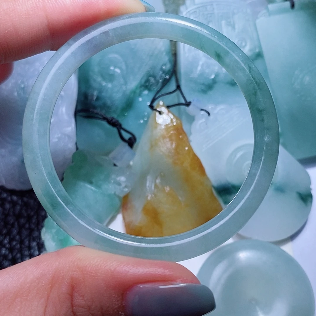 定制翡翠未镶嵌毛货付款后确认抛光