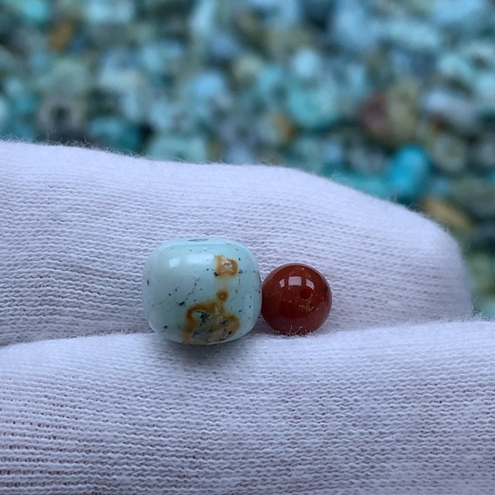 南红玛瑙未镶嵌珠宝奇石
