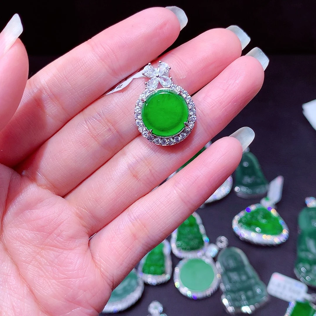 【闪购商品】翡翠吊坠(不含链)未镶嵌