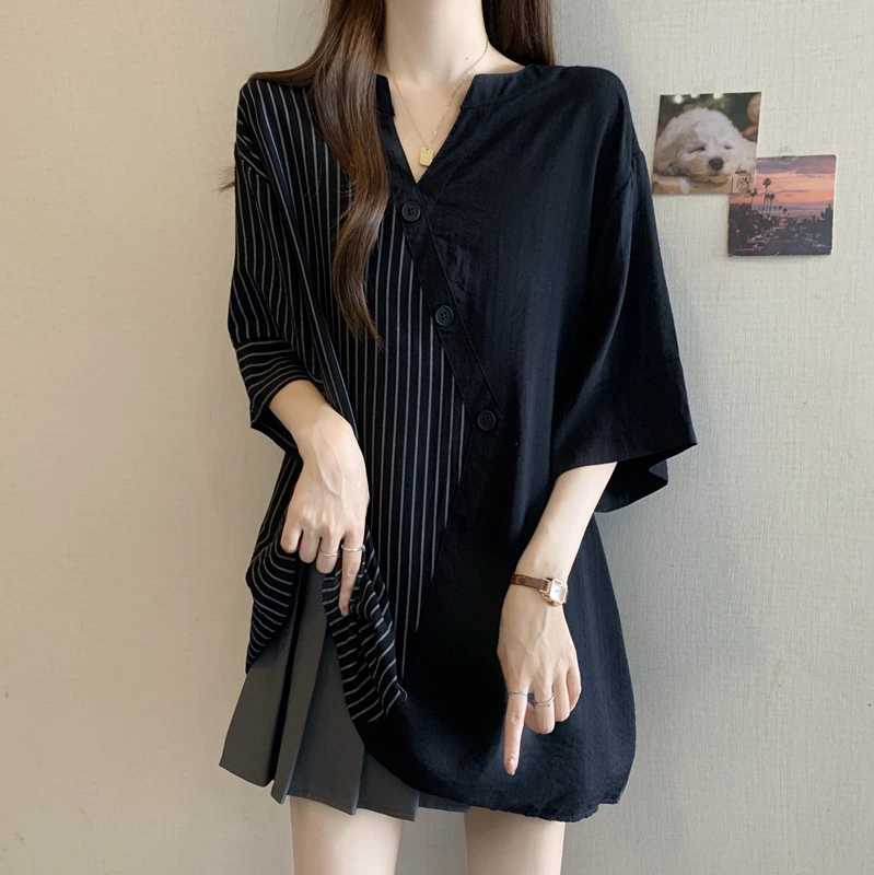 大码女装遮肚子设计感拼接短袖衬衫女夏季胖妹妹宽松显瘦正肩上衣