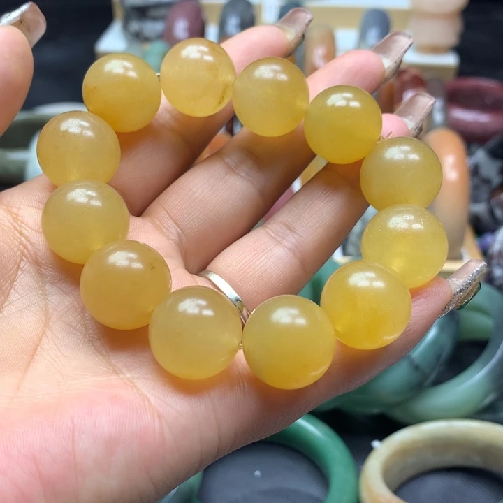 未镶嵌手镯石英质玉