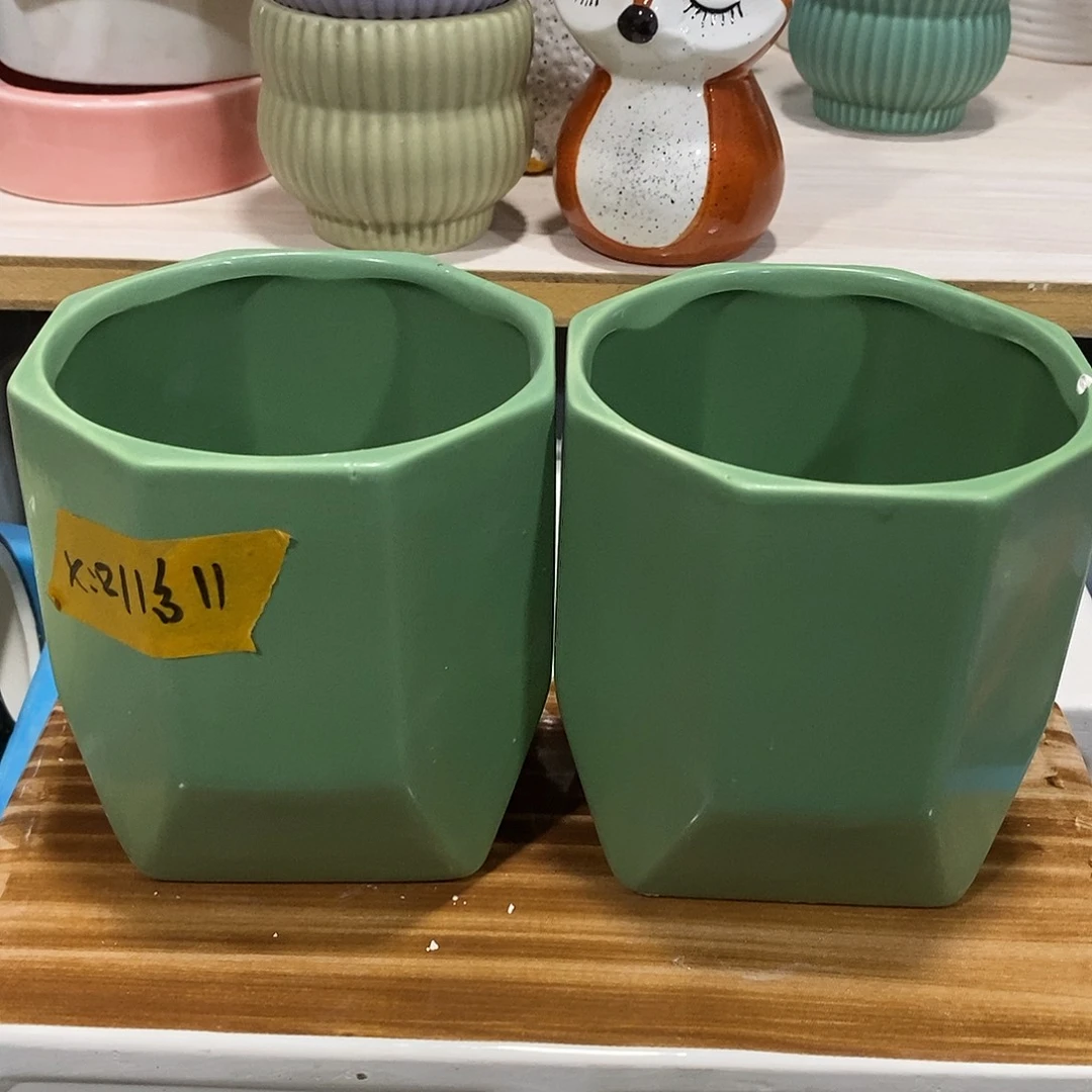 摆件陶陶盆有孔 瑕疵介意勿拍