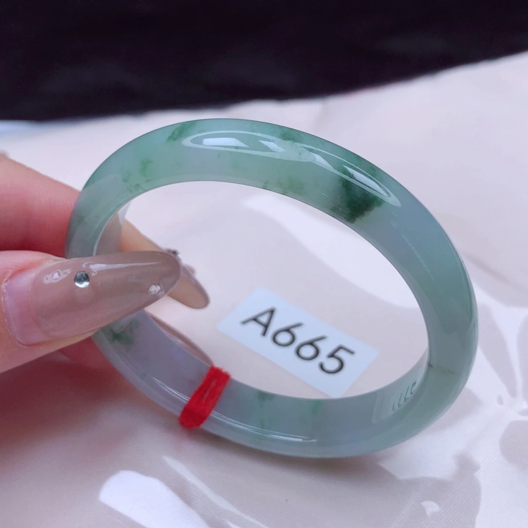 翡翠未镶嵌手镯手镯52贵妃