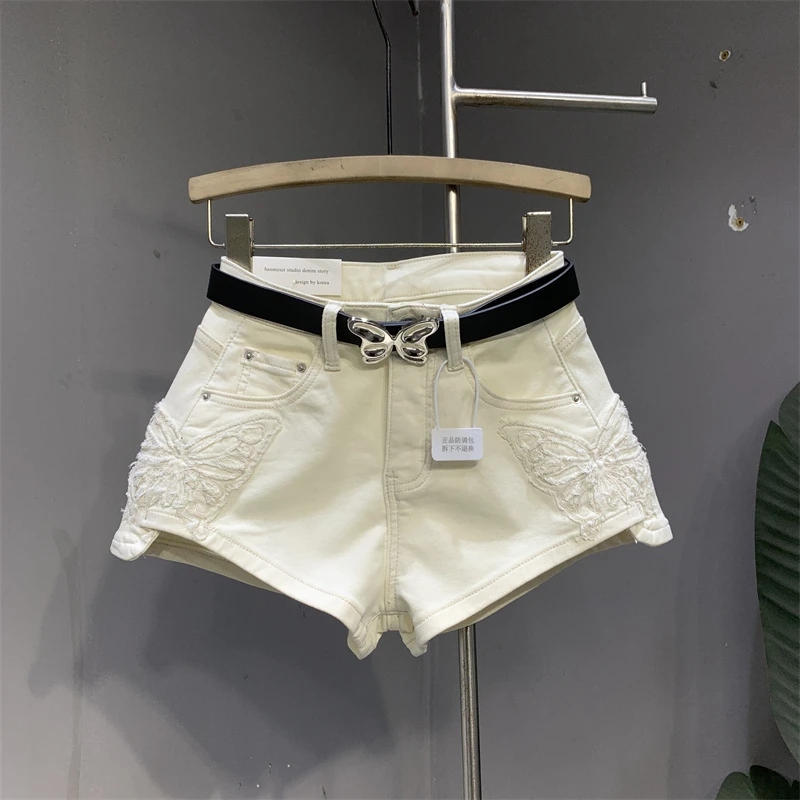 2025春夏新款设计感蝴蝶刺绣牛仔短裤女高腰显瘦性感辣妹a字热裤