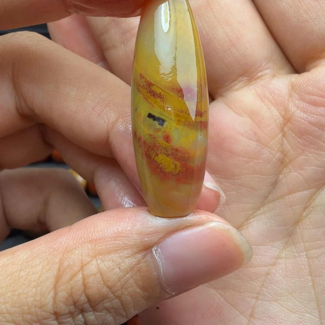 颈饰未镶嵌南红玛瑙特价 不退换
